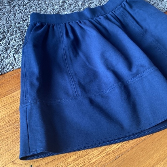 Madewell Navy Blue Ponte Swivel Mini Pleaded Side Zipper Snap Size 4 - Picture 3 of 16